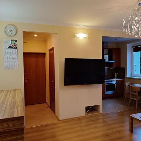Quiet Dzelzavas Street Apartment Riga Exteriér fotografie